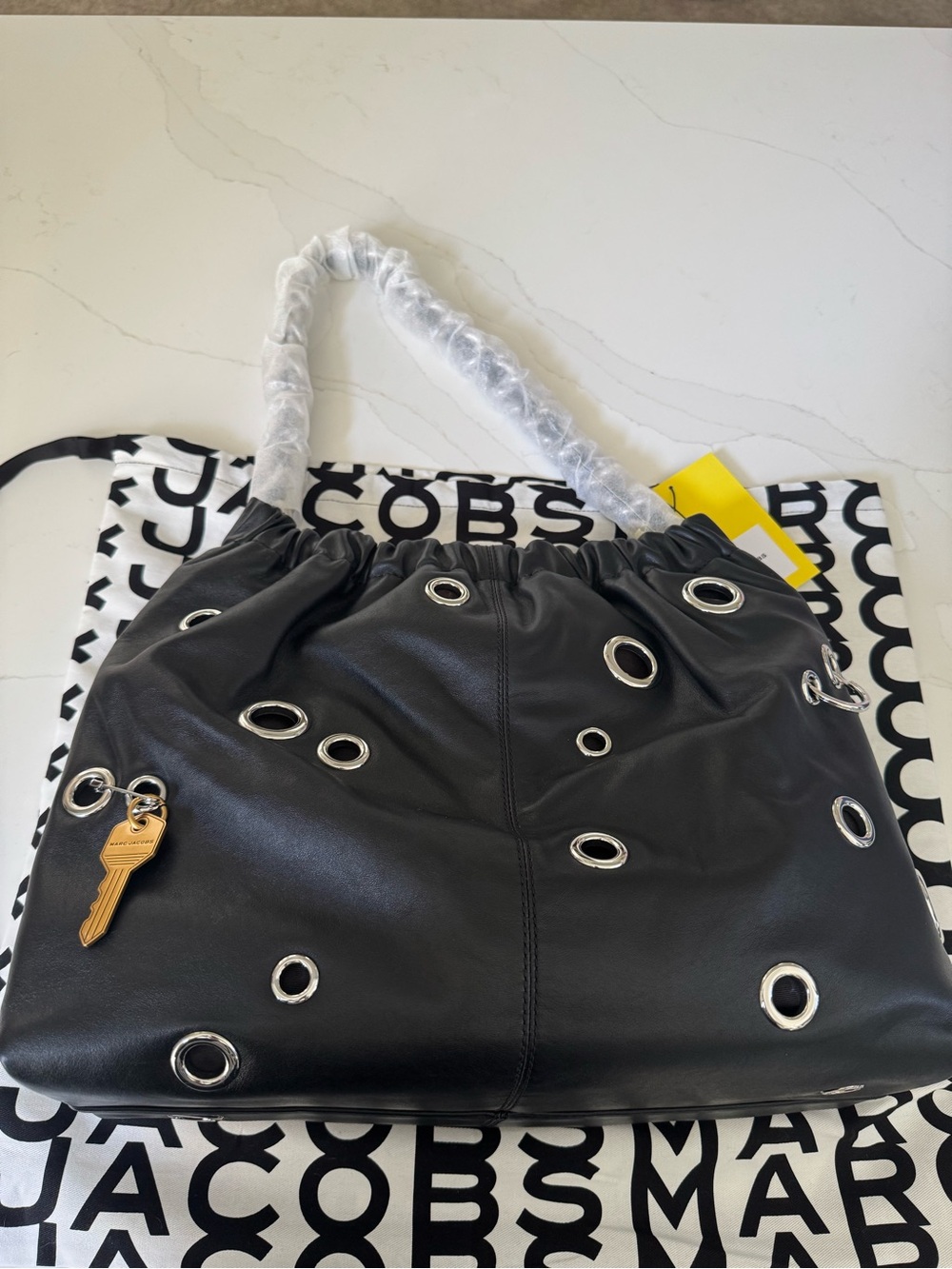 NWT Marc Jacobs The Grommet Charm Cristina Leather Tote - Picture 6 of 15